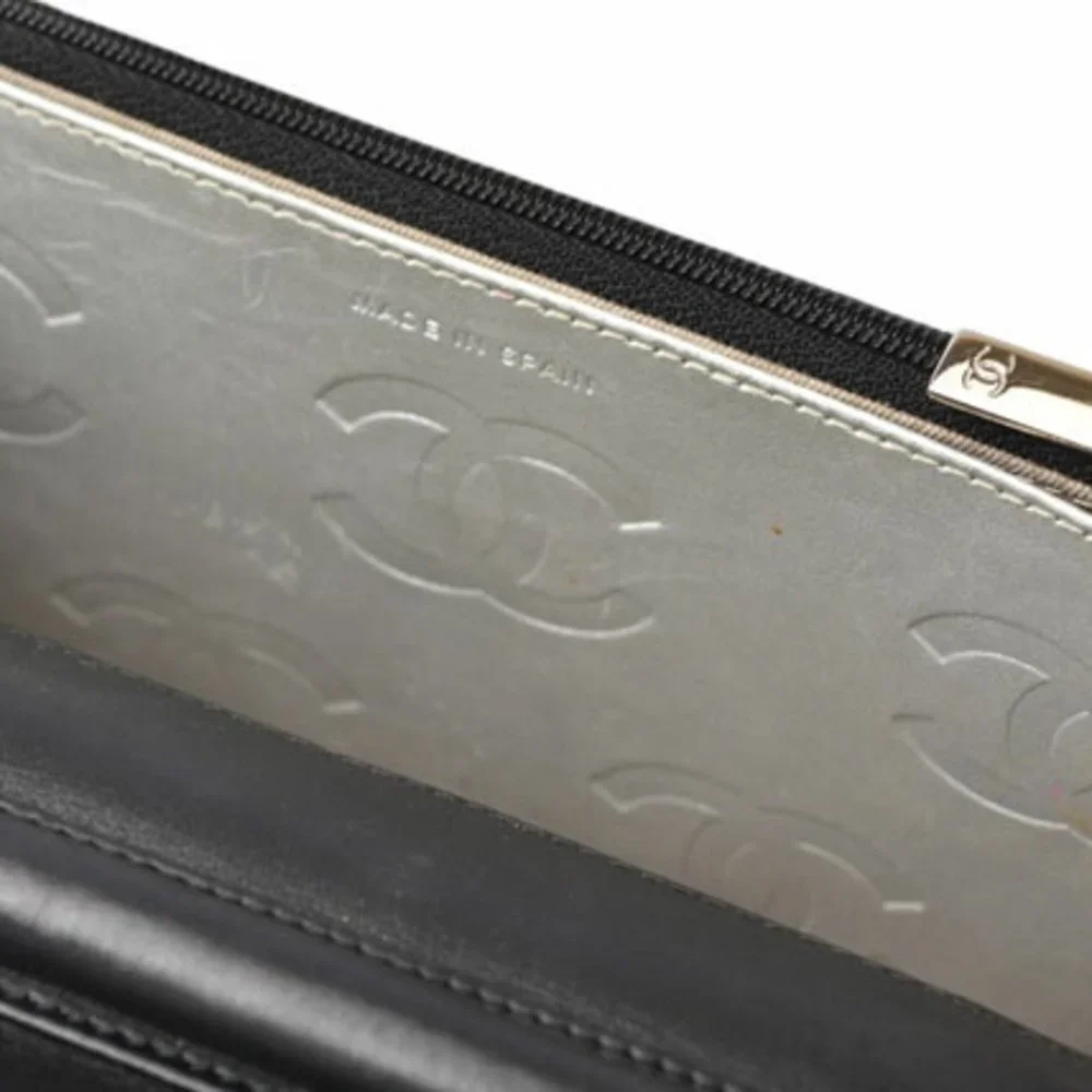 CHANEL Black Wallet